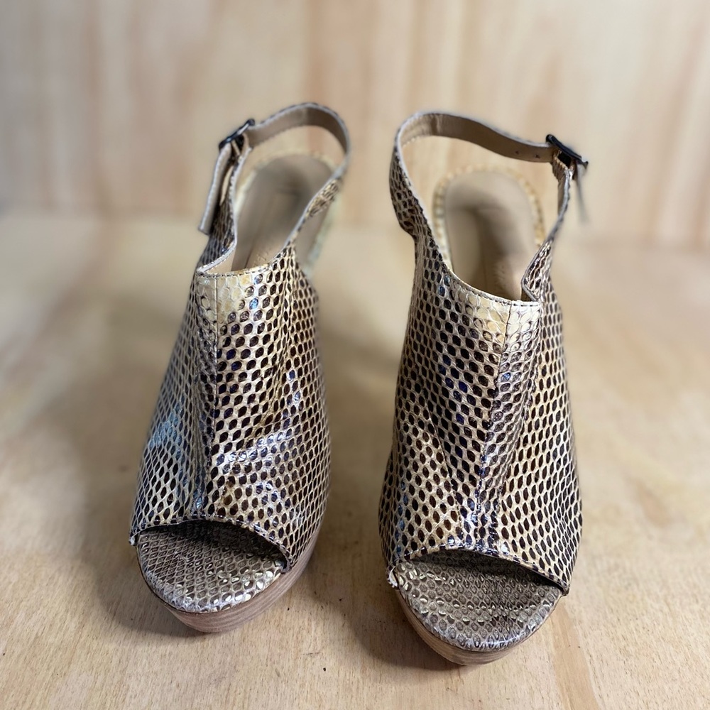 BCBGMaxazria Snake Skin Peep Toes